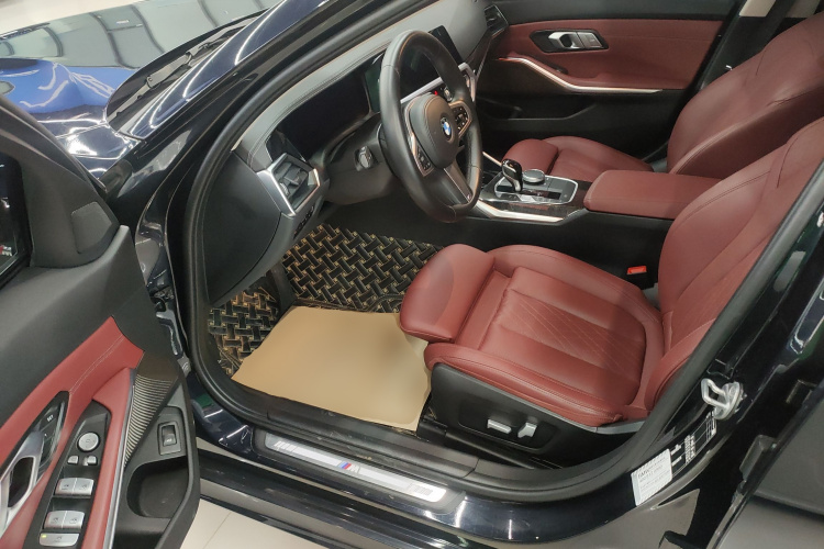 宝马3系 2022款 改款 325Li M运动套装中控内饰20