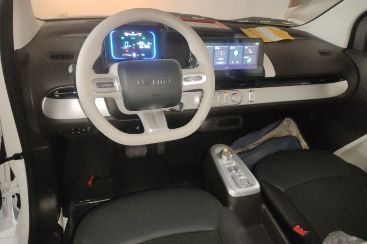 长安启源 长安Lumin 2026款 宝藏版 301km 臻爱米 宁德中控内饰12