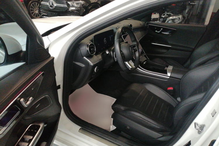 奔驰C级 2022款 C 200 L 运动版中控内饰7003