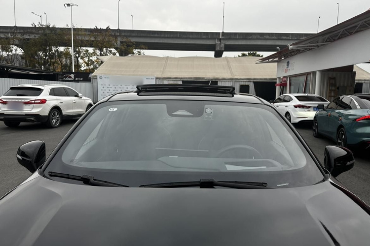 领克03 2025款 1.5TD DCT冠军版Pro车身外观6008