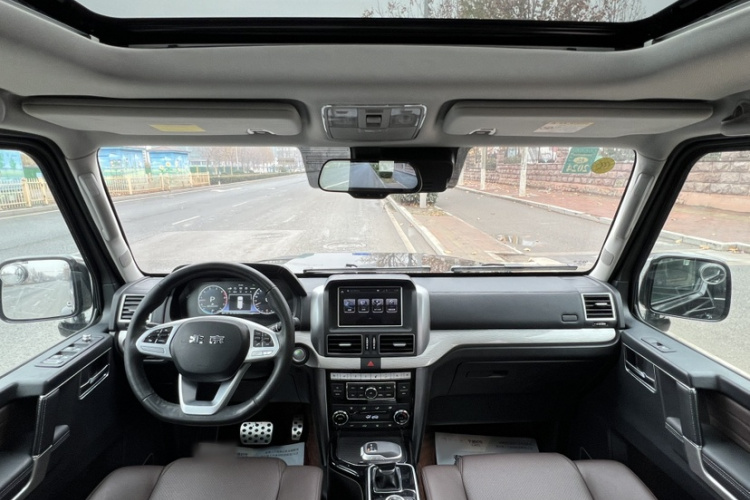 北京BJ80 2020款 3.0T 自动至尊版中控内饰7004