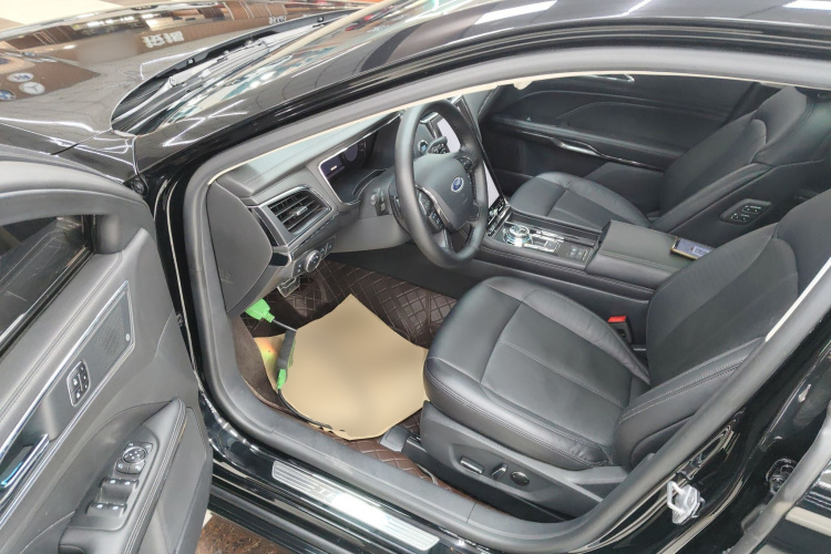 福特 金牛座 2019款 EcoBoost 245 尊享版中控内饰20