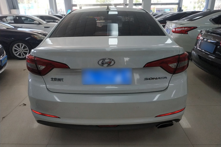 现代 索纳塔 2015款 2.0L GLS智能型车身外观6