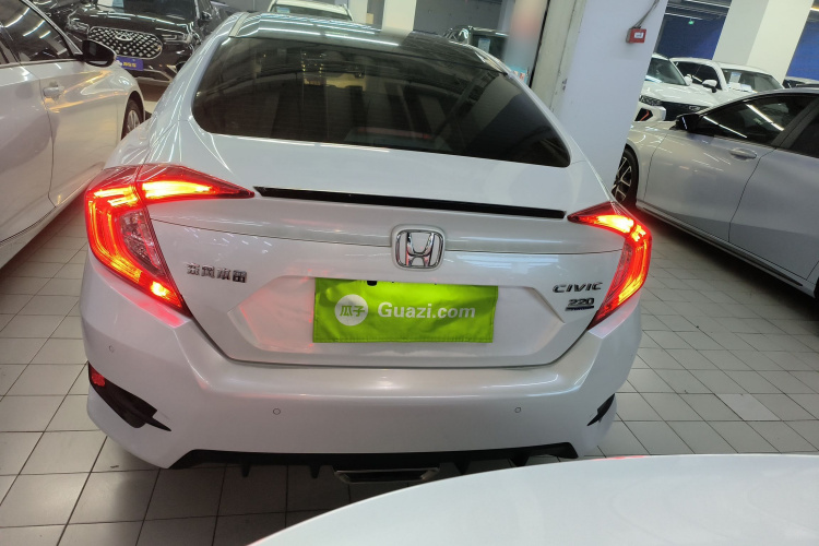 本田 思域 2019款 220TURBO CVT燃动版 国VI车身外观6