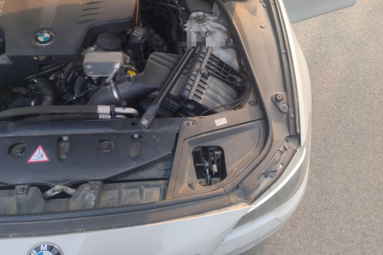 宝马5系 2014款 525Li 豪华设计套装局部细节9007