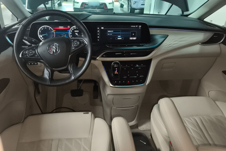 别克GL8 2021款 Avenir艾维亚 七座亲礼版中控内饰12