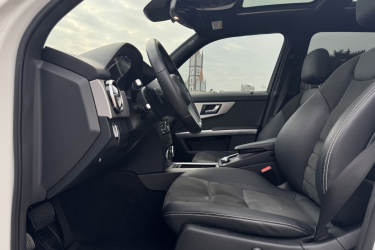 奔驰GLK级 2015款 GLK 260 4MATIC 时尚型 极致版中控内饰7002
