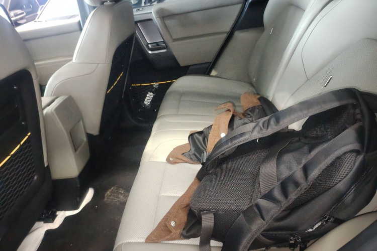 奇瑞iCAR V23 2025款 501四驱智驾版中控内饰7004