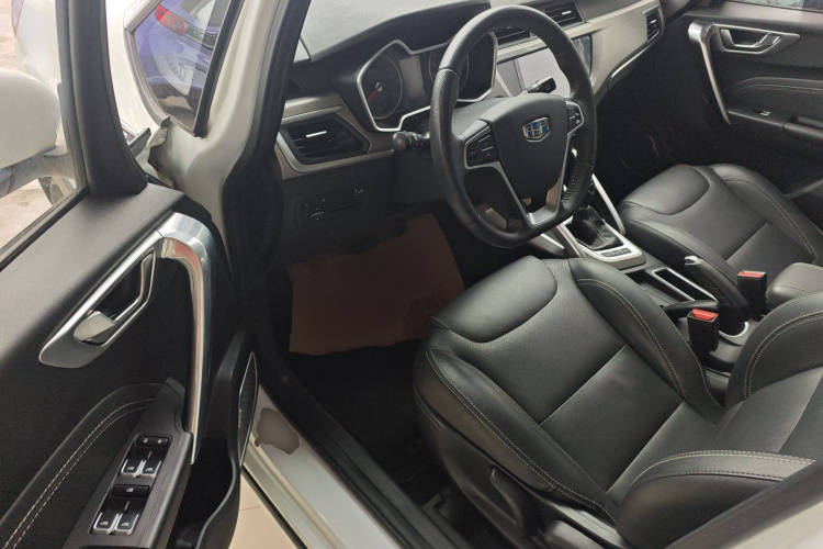 吉利汽车 远景X3 2017款 1.5L 自动尊贵型中控内饰20