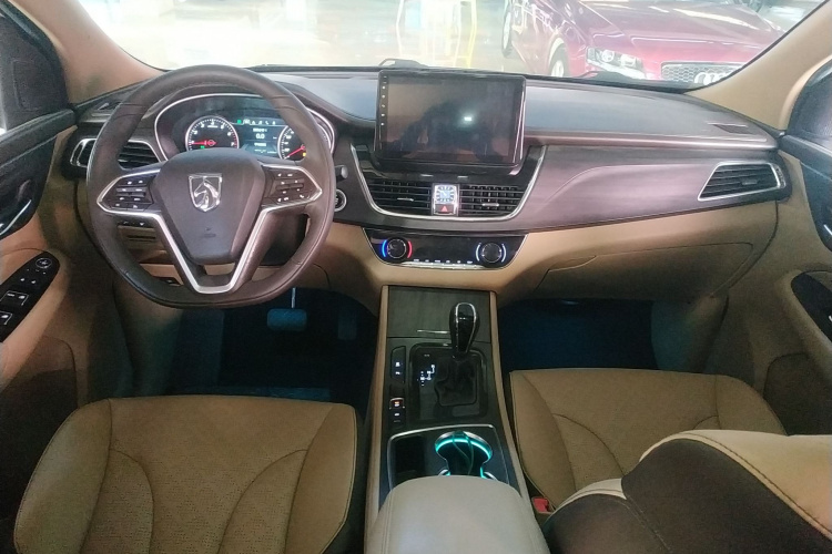 宝骏730 2017款 1.8L iAMT尊享型 7座中控内饰7002