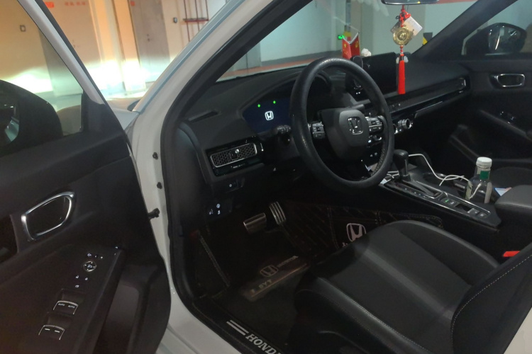 本田 思域 2022款 240TURBO CVT燃动版中控内饰20