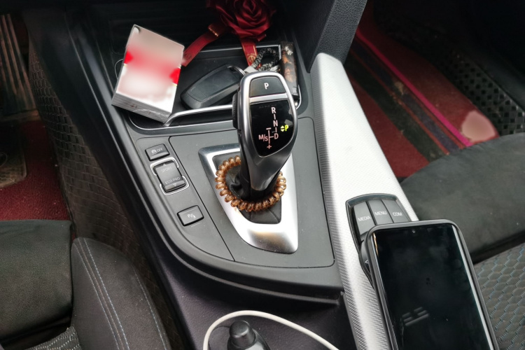 宝马3系 2018款 320i M运动套装局部细节18