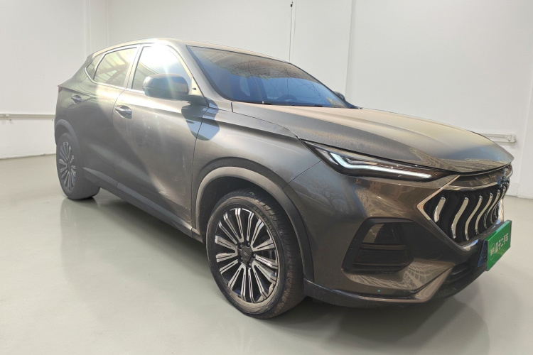 长安欧尚X5 2021款 1.5T DCT豪华型车身外观3