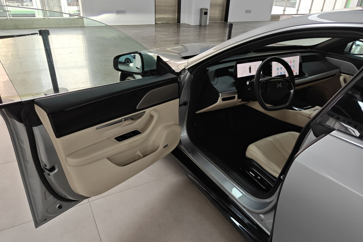 小鹏P7 2021款 480G中控内饰20