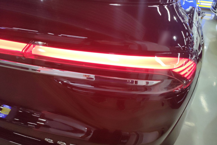 林肯 冒险家 2023款 2.0T 两驱尊雅版车身外观6006