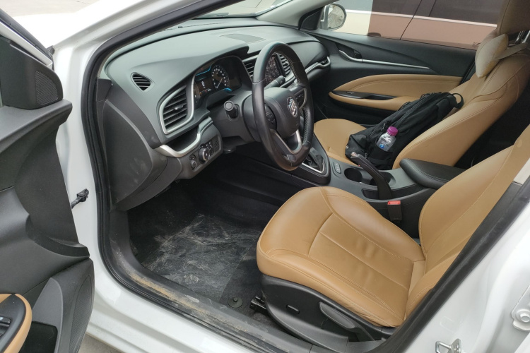 别克 英朗 2019款 18T 自动互联旗舰型 国VI中控内饰7003