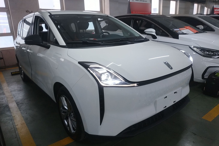 奔腾NAT 2023款 PRO 舒享出行版 419km车身外观3