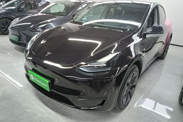 特斯拉 Model Y 2024款 后轮驱动版车身外观1