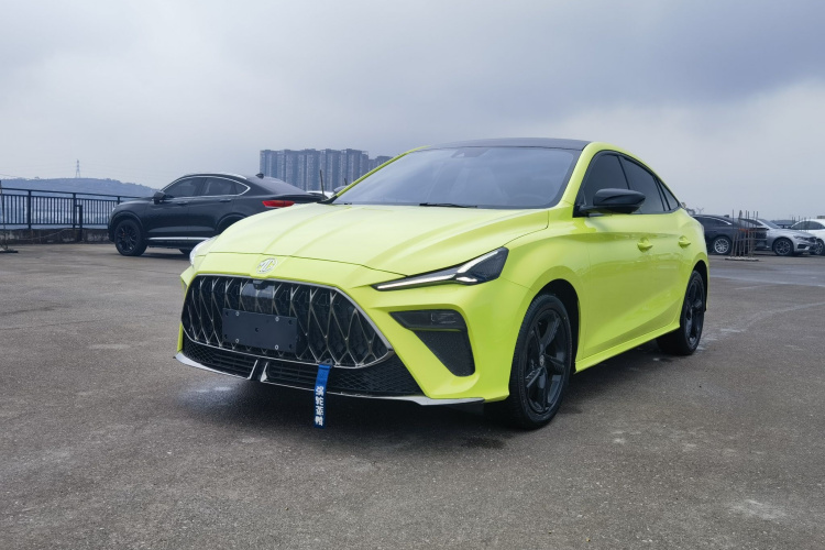 名爵 MG5天蝎座 2022款 1.5T Trophy运动旗舰版车身外观1