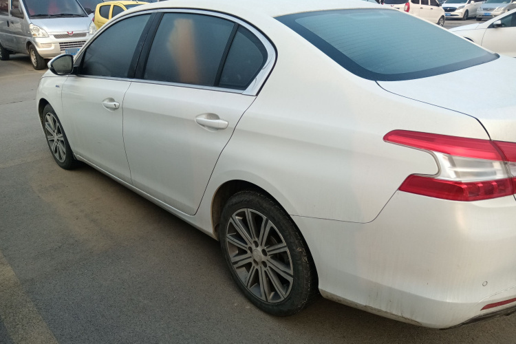 标致408 2018款 350THP 自动豪华版车身外观4