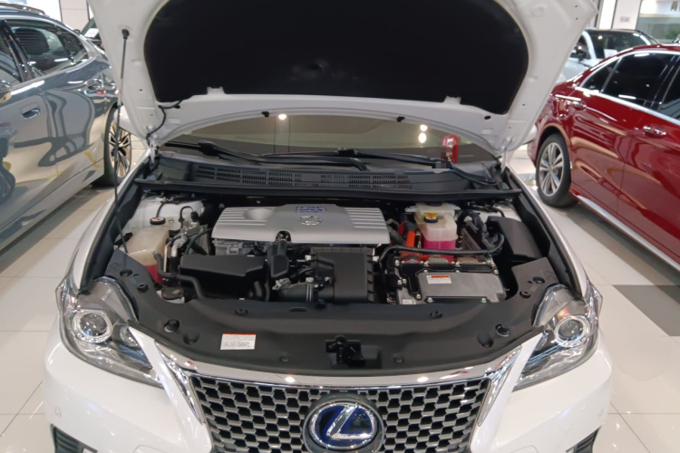 雷克萨斯CT 2017款 CT200h 精英版 单色 国V机舱底盘24