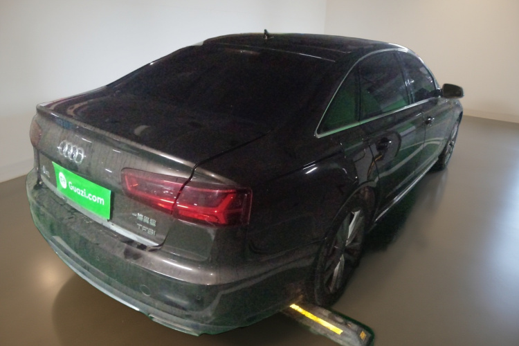 奥迪A6L 2018款 30周年年型 TFSI 进取型车身外观7