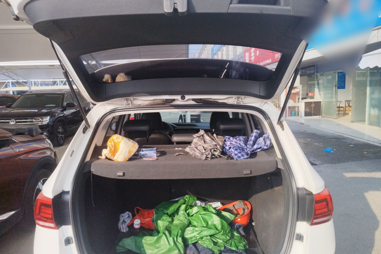 大众 途岳 2019款 280TSI 两驱豪华版 国VI机舱底盘23