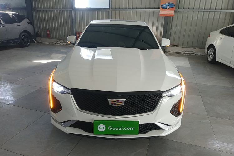 凯迪拉克CT4 2020款 28T 时尚型车身外观2