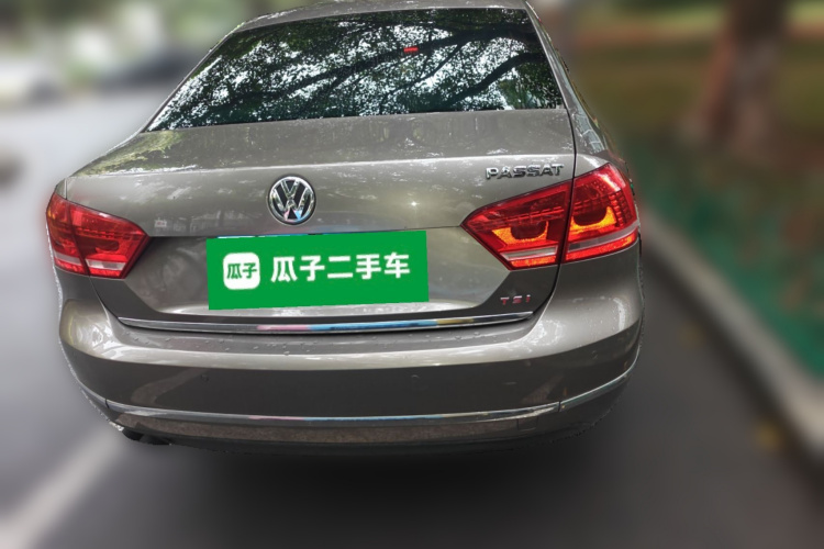 大众 帕萨特 2011款 2.0TSI DSG至尊版车身外观6004