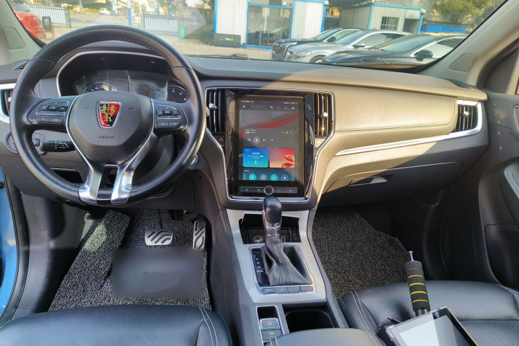 荣威RX5 2016款 20T 两驱自动互联网智享版中控内饰12