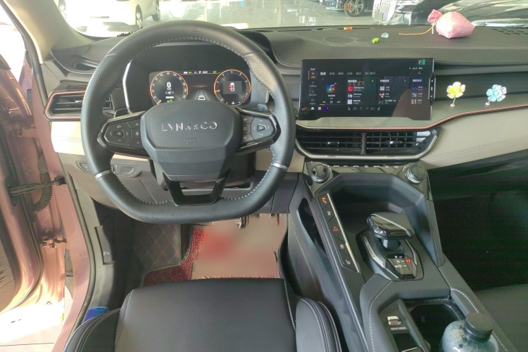 领克06 2021款 1.5T Shero粉色特别版局部细节13