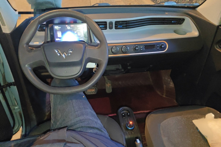 五菱汽车 宏光MINIEV 2020款 自在款 三元锂中控内饰7002