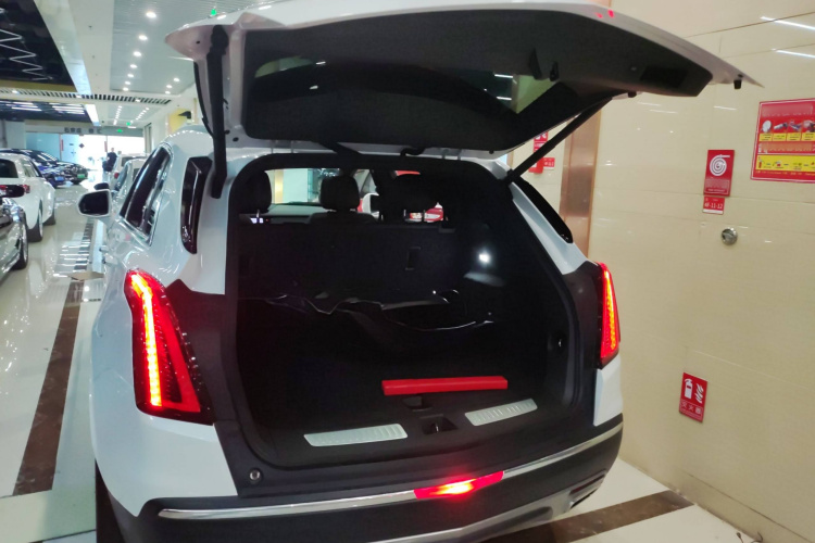 凯迪拉克XT5 2021款 2.0T 两驱豪华型局部细节23