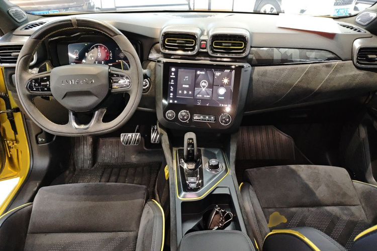 领克03 2019款 03+ 2.0TD 自动驭风版中控内饰12