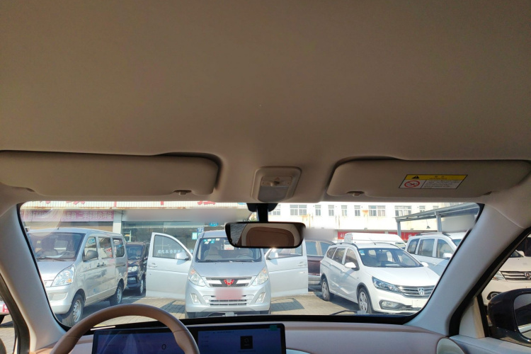 五菱汽车 五菱缤果 2025款 333km 灵犀互联款中控内饰22