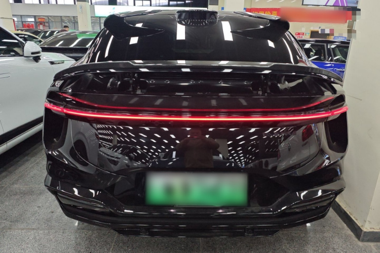 莲花跑车 2023款 ELETRE S+车身外观6