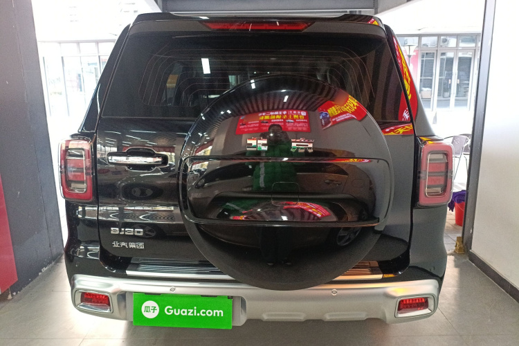 北京越野 北京BJ60 2022款 2.0T 周末版 五座车身外观6004