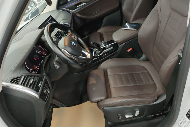 宝马X3 2021款 改款 xDrive28i 豪华套装局部细节19