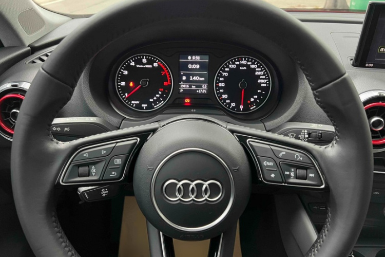 奥迪A3 2020款 Limousine 35 TFSI 时尚型 国VI中控内饰7006