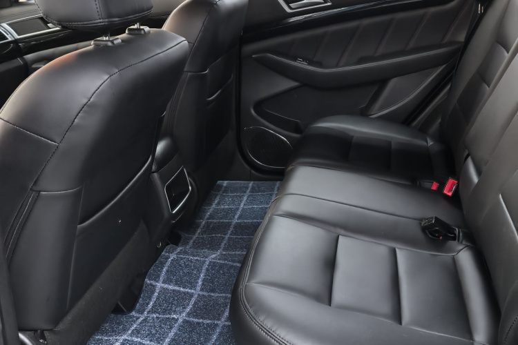 猎豹汽车 猎豹CS10 2016款 2.0T 手动卓越型中控内饰7003