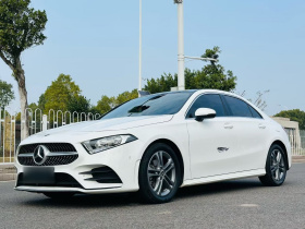 奔驰A级 2021款 A 180 L 运动轿车