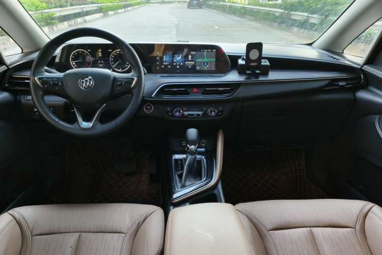 别克GL6 2021款 323T 轻混动互联豪华型中控内饰7003