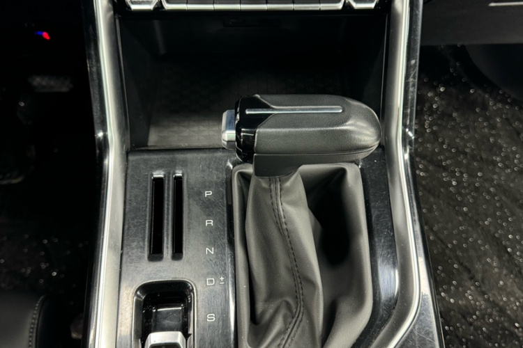 五菱汽车 五菱星辰 2021款 1.5T CVT星曜版中控内饰7006