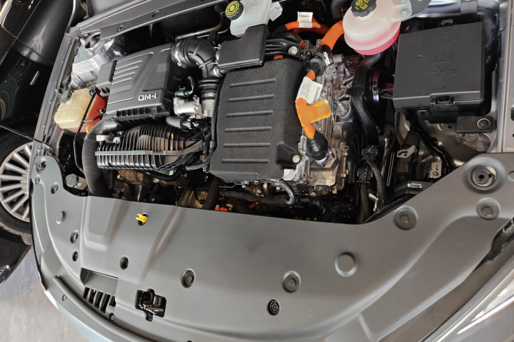 比亚迪 秦PLUS 2021款 DM-i 120KM 旗舰型局部细节24