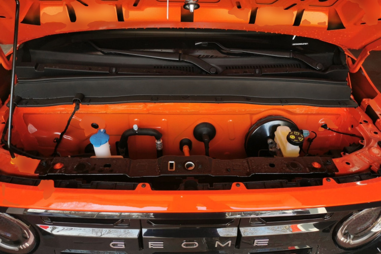 吉利银河 2025款 210km 熊猫骑士机舱底盘24