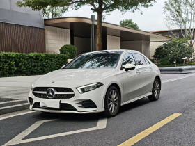 奔驰A级 2019款 改款 A 200 L 运动轿车