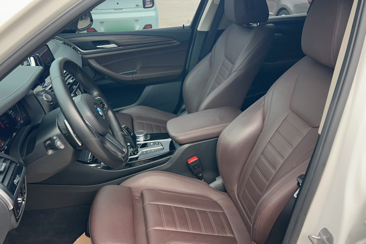 宝马X3 2021款 改款 xDrive28i M运动套装局部细节19