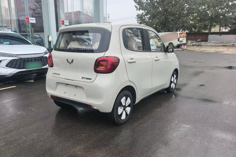 五菱汽车 宏光MINIEV 2025款 四门版 进阶款车身外观6005