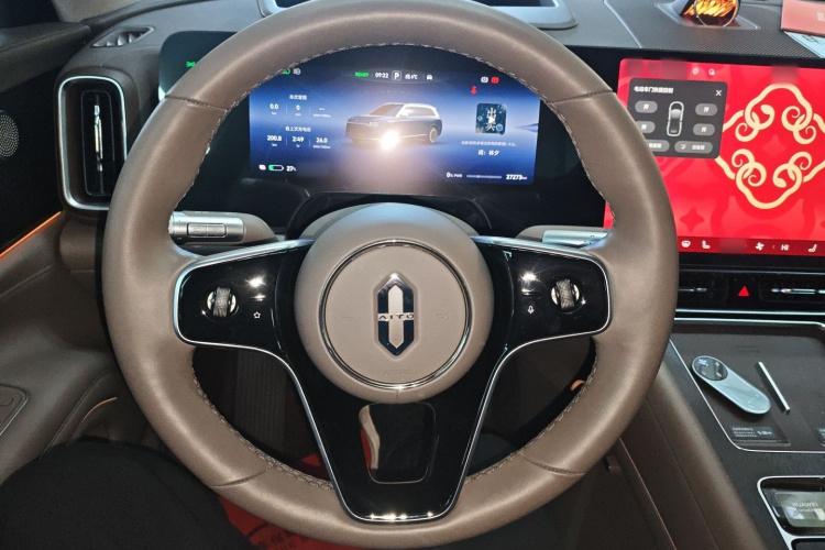 鸿蒙智行 问界M9 2024款 纯电 Ultra版 100kWh 5座版局部细节13