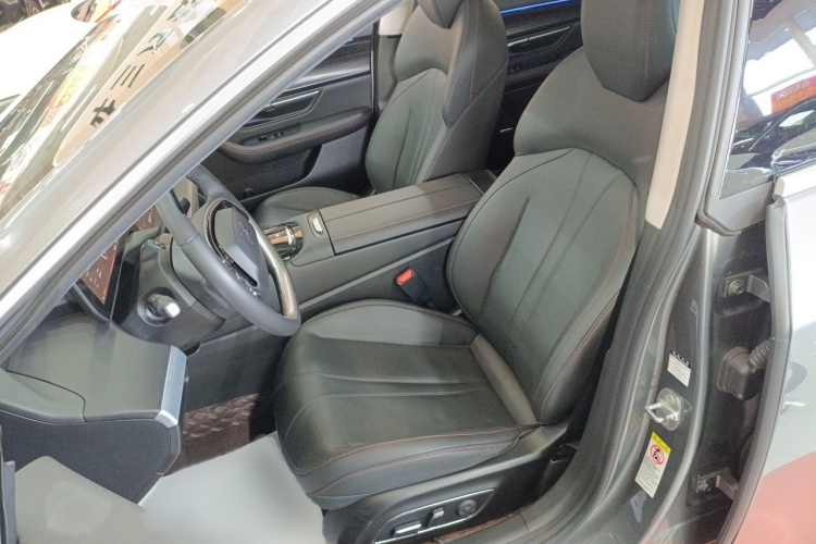 小鹏P7 2020款 670N局部细节19